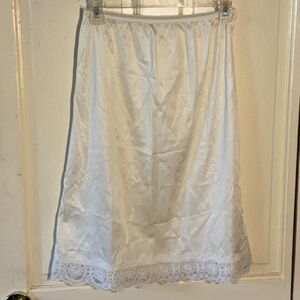 Women’s vintage Sliperfection White Lace Trim Slip small
